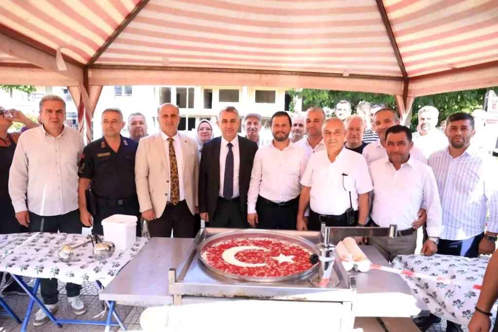 Aşure Hayrı İncirliova’da Büyük Bir Coşkuyla Kutlandı