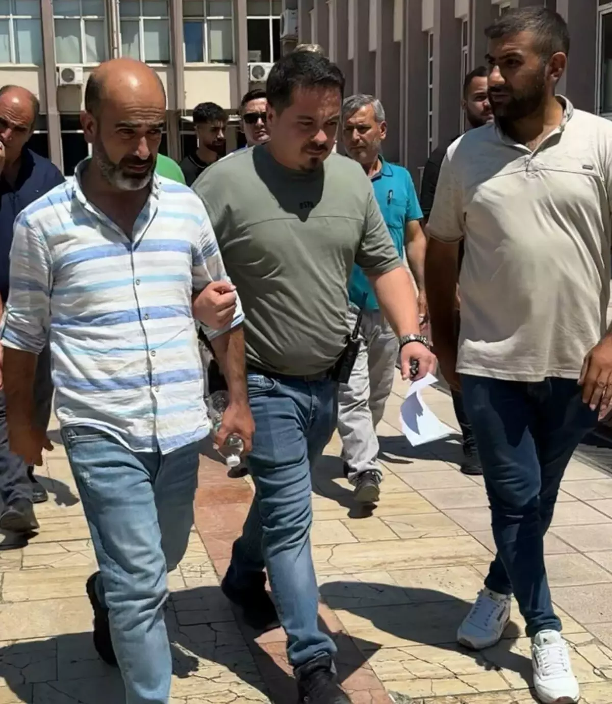 İş Yerine Silahla Ateş Açan Şüpheli Tutuklandı