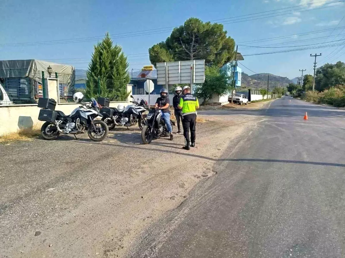 Trafik Denetimleri Sürüyor: Köşk’te 6 Sürücüye Ceza