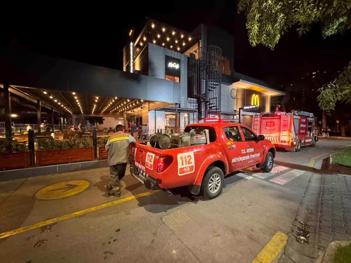 Restoran Yangını Panik Yarattı