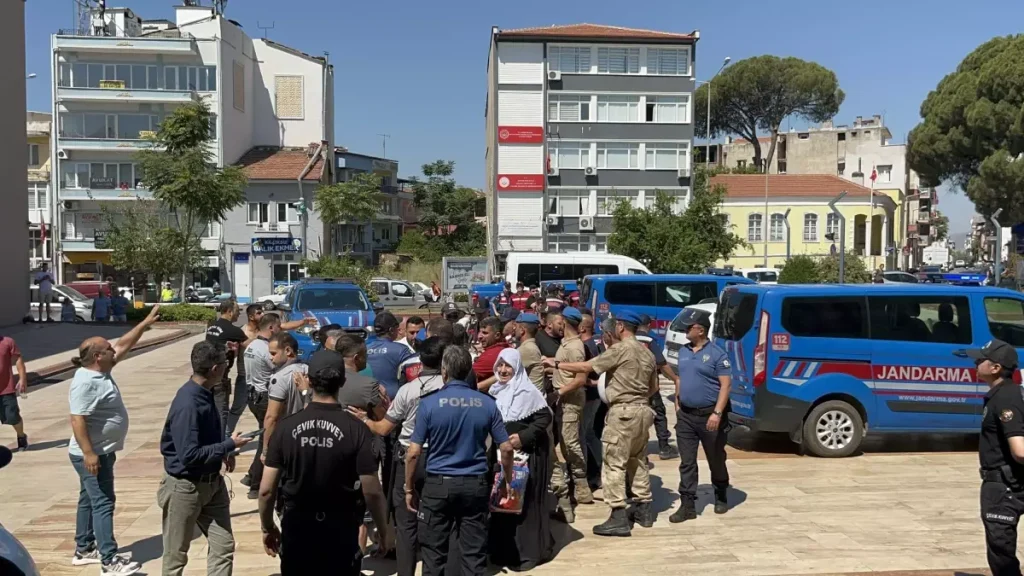 Şüphelilerin Yüzlerini Kapatma Çabası Arbedeye Neden Oldu