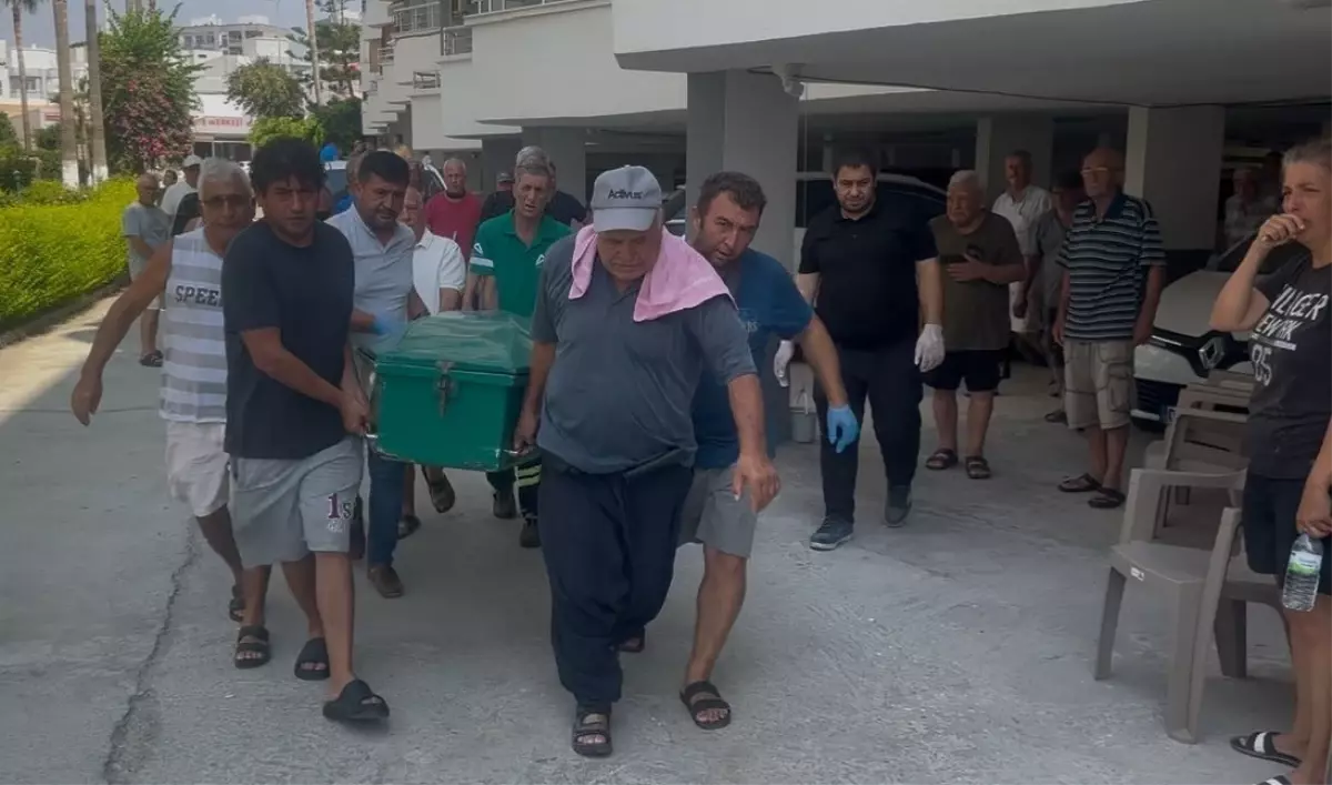 Ünlü Sanatçının Yeğeni Dr. Osman Aydın Evinde Ölü Bulundu