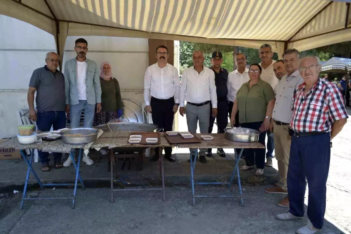Sultanhisar’da Kaymakamlık Aşure Hayrı Düzenledi