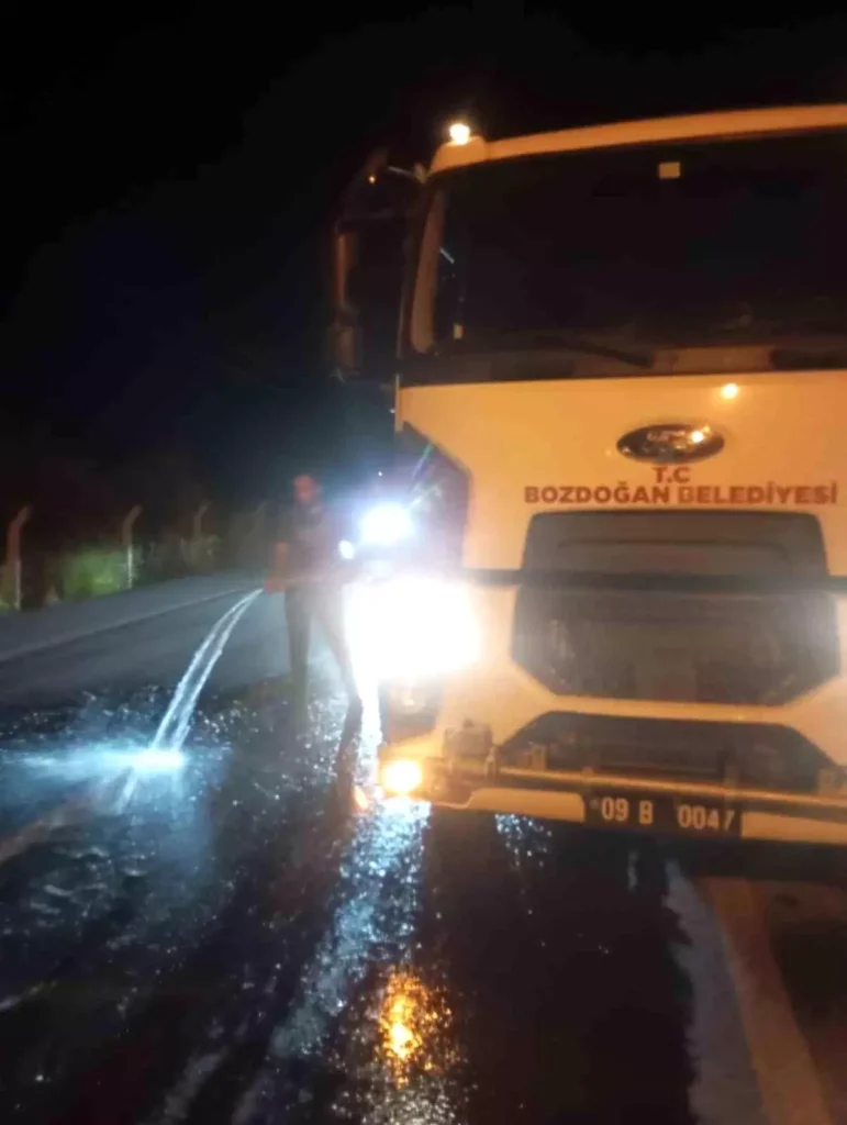 Yağ Döken Tankerden Kaos: Bozdoğan’da Trafik Güvenliği Sağlandı