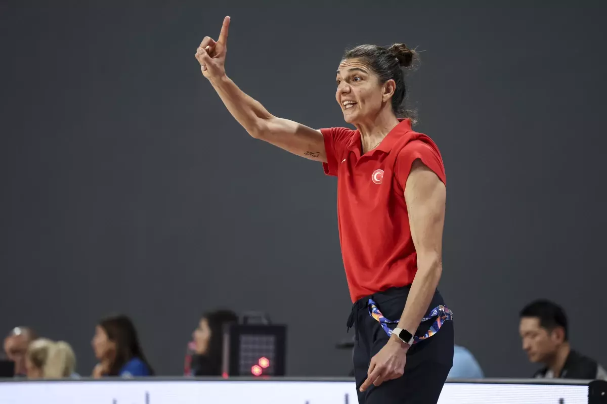 **Milli Basketbol Takımı Yarı Finale Yükseldi**