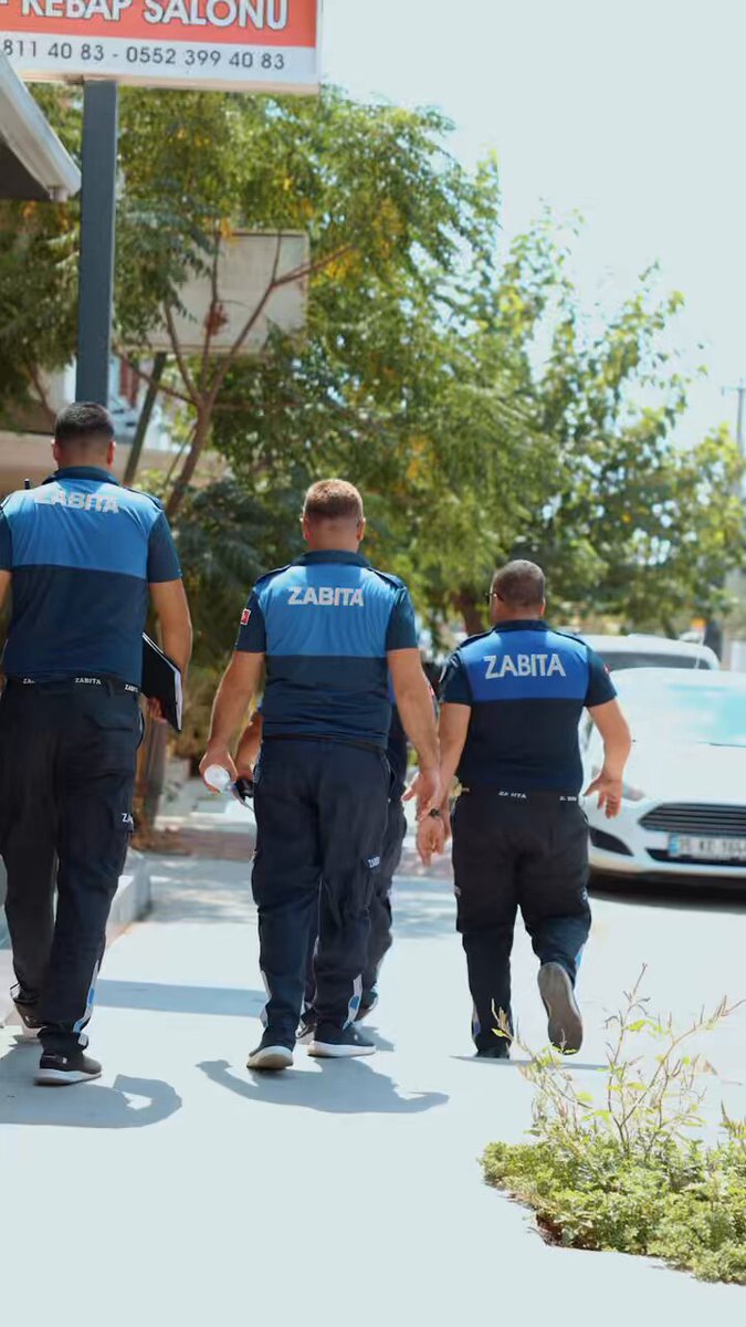 Didim’de Zabıta Ekiplerinden Kaldırım Denetimi