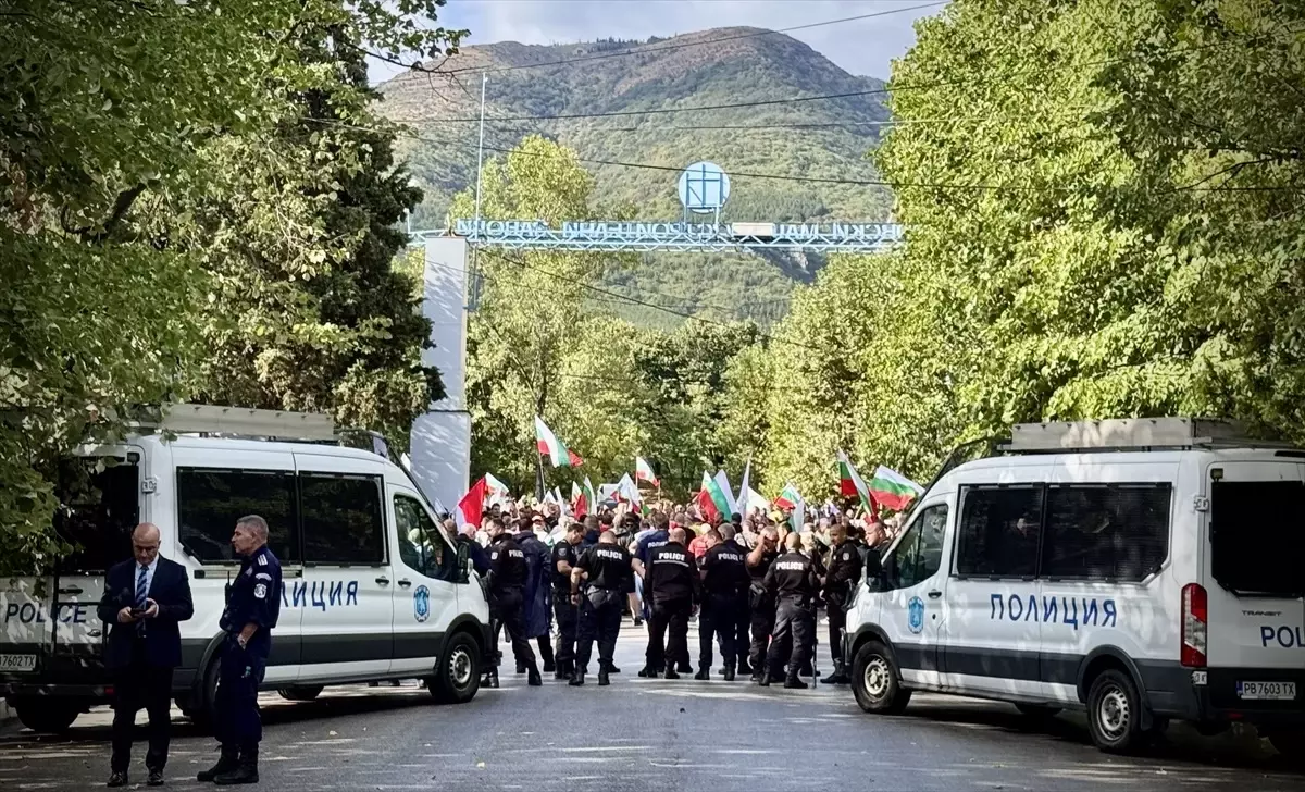 AB Komisyonu Başkanı Von Der Leyen, Bulgaristan’ı Ziyaret Etti