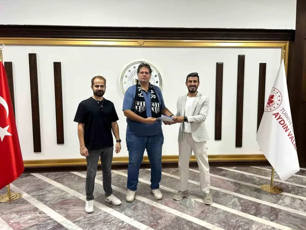 Aydınspor Taraftarları Tesis İçin Seslerini Kaldırdı