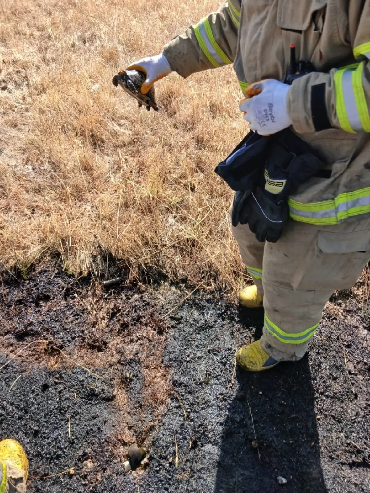 Balıkesir’de İki Ayrı Yangın İtfaiye Ekiplerince Söndürüldü