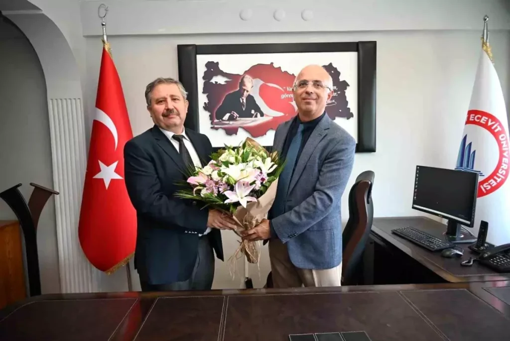 Zonguldak’ta Mühendislik Fakültesi Dekanlığında Devir Teslim