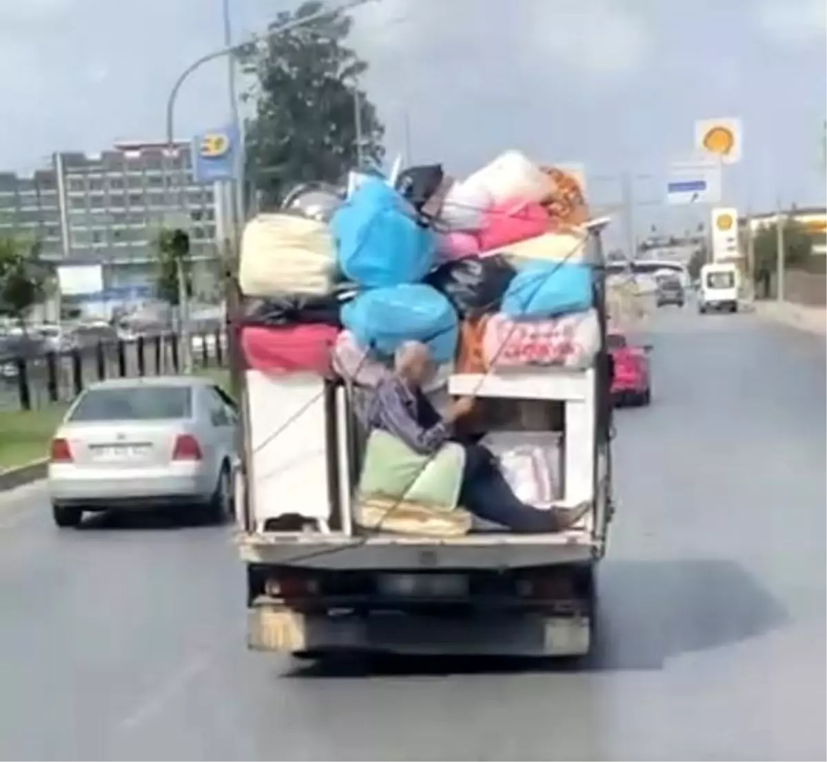 “Tehlikeli Yolculuklar Şehir Merkezinde Görüntülendi”