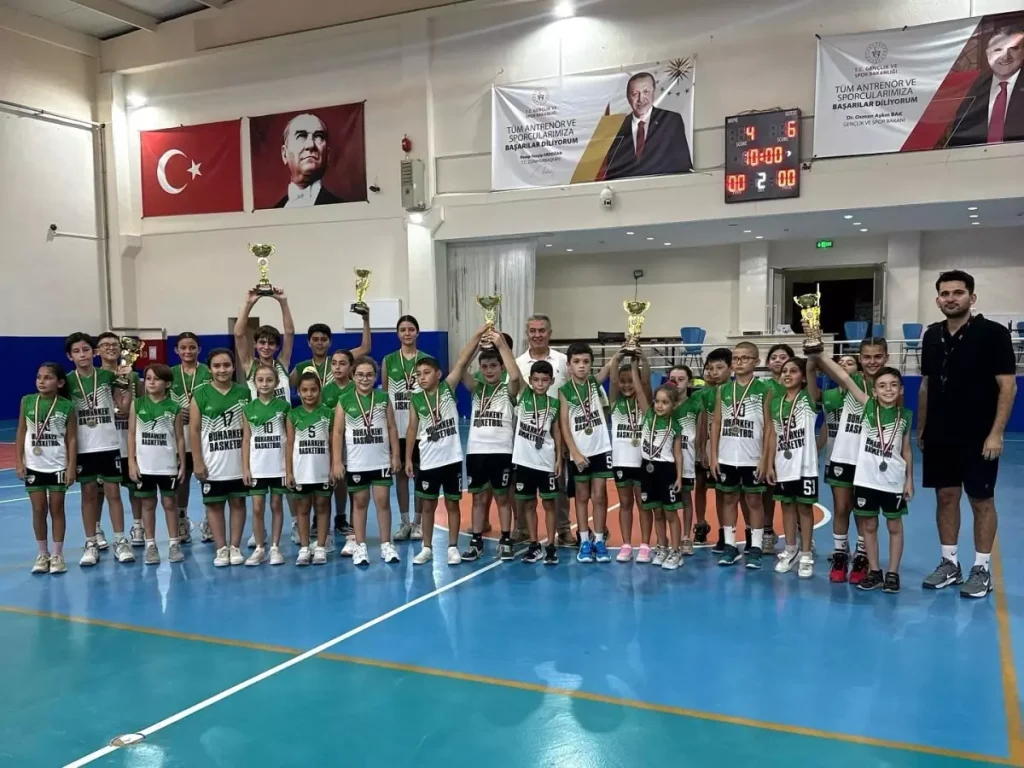 **Buharkent’te Şampiyonlar Belli Oldu**