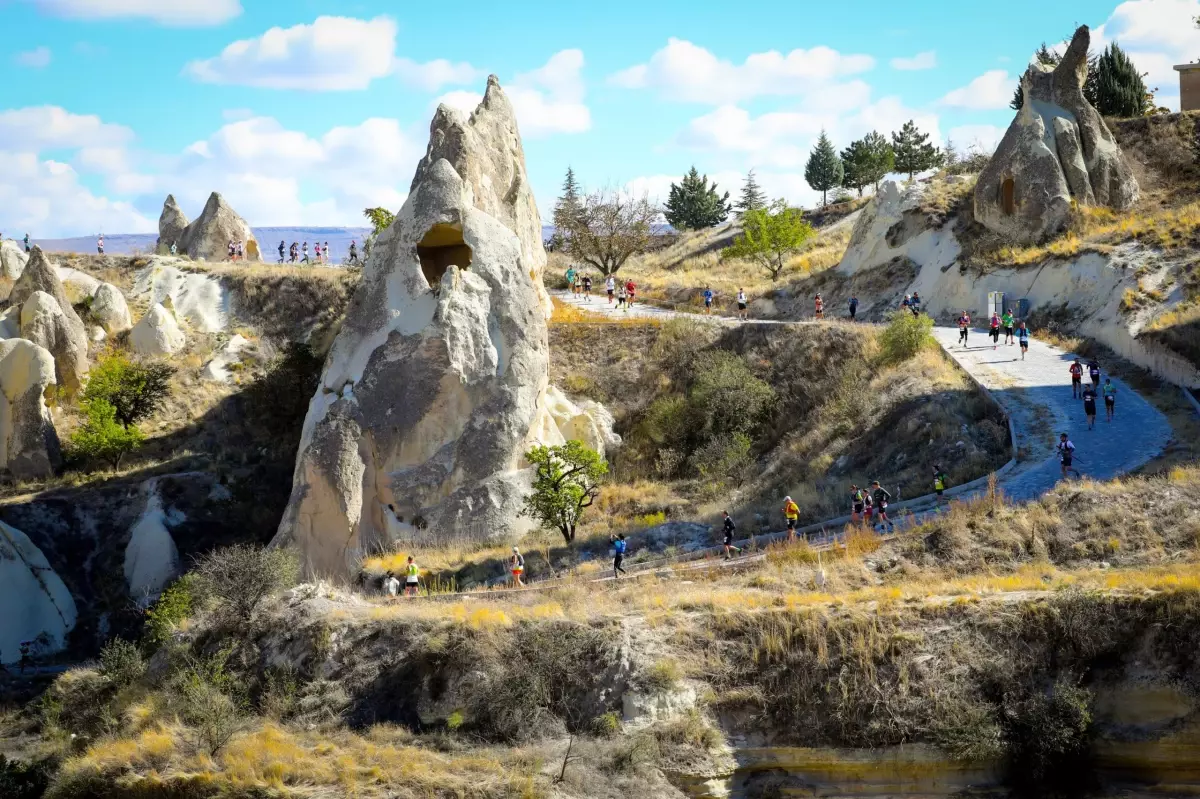 **Kapadokya’nın Eşsiz Parkurlarında 12. Ultra Trail Başlıyor**