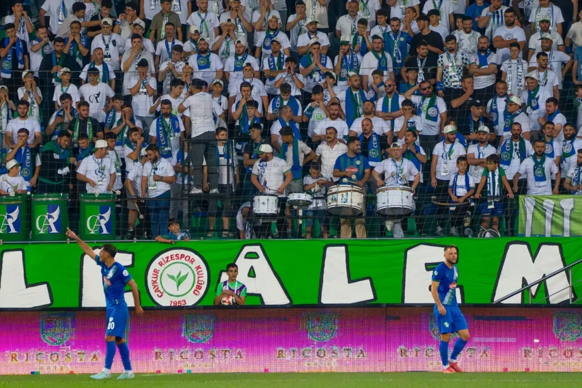 **Rizespor, West Ham’ın Yıldız Kalecisiyle İlgileniyor**