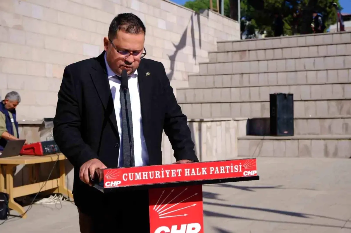 CHP’de İstifa ve Görevden Alınmalar Art Arda Geldi