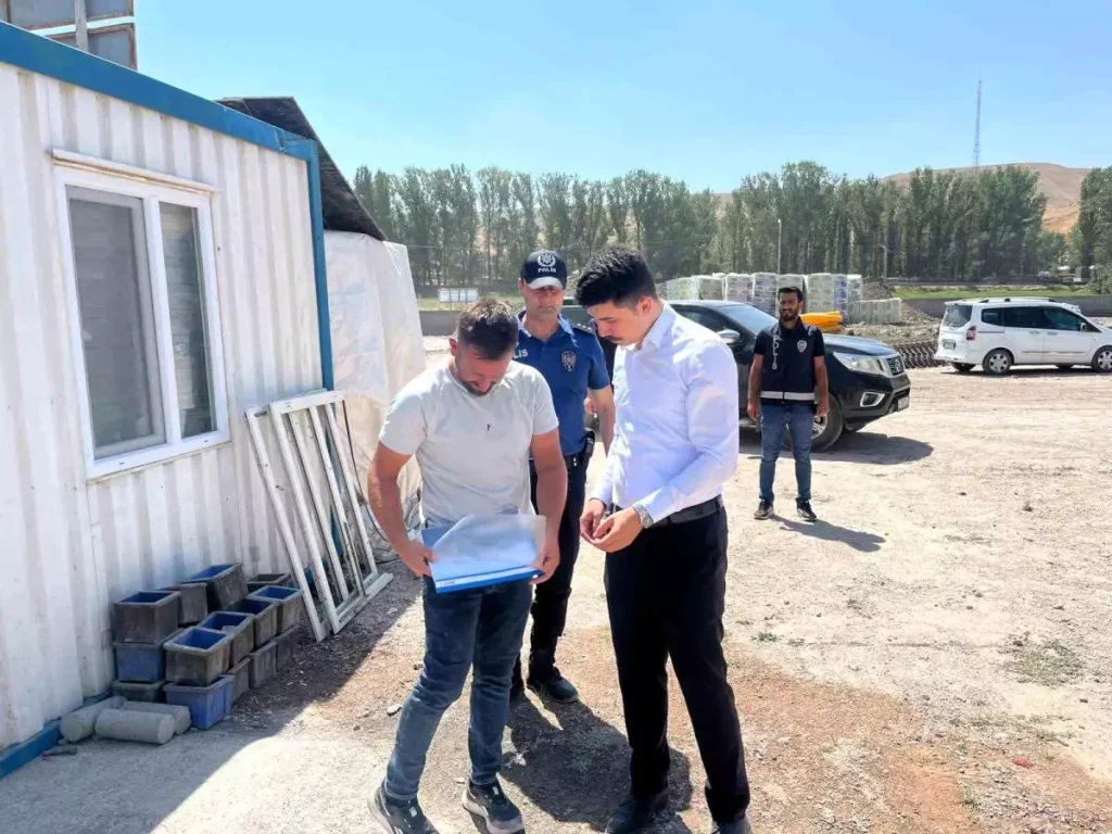 **Digor’a Modern Spor Kompleksi Kazandırılıyor**