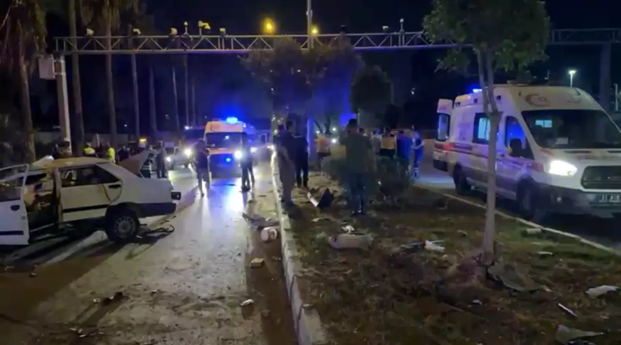 Tofaş Otomobil Elektrik Direğine Çarparak Hurdaya Döndü