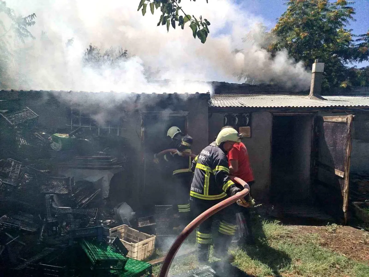Erzincan’da Odunluk Yangını Kontrol Altına Alındı