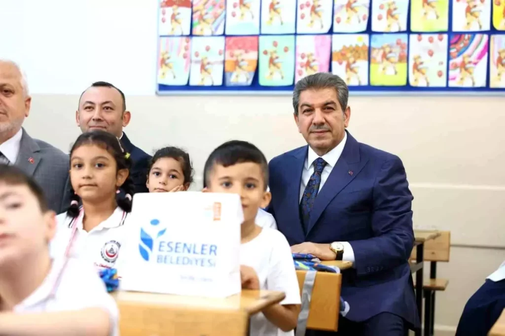 **Esenler’e 25 Yeni Okul ve Eğitim Atılımları**