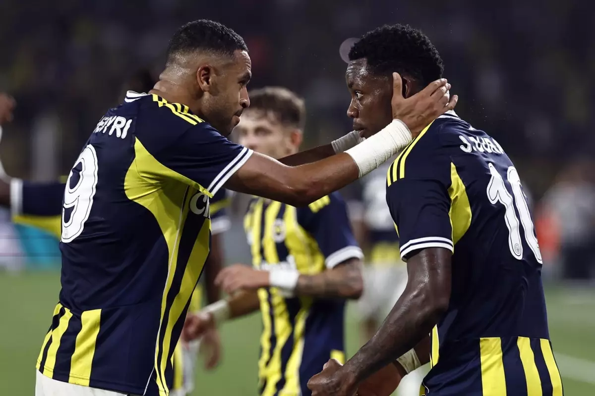 Fenerbahçe’ye Sakatlık Şoku: Jhon Duran ve Semedo Kayıp