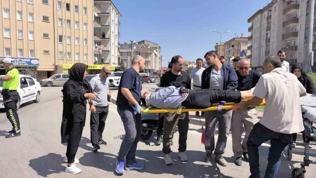 Bursa’da Motosiklet ile Kamyonet Çarpıştı