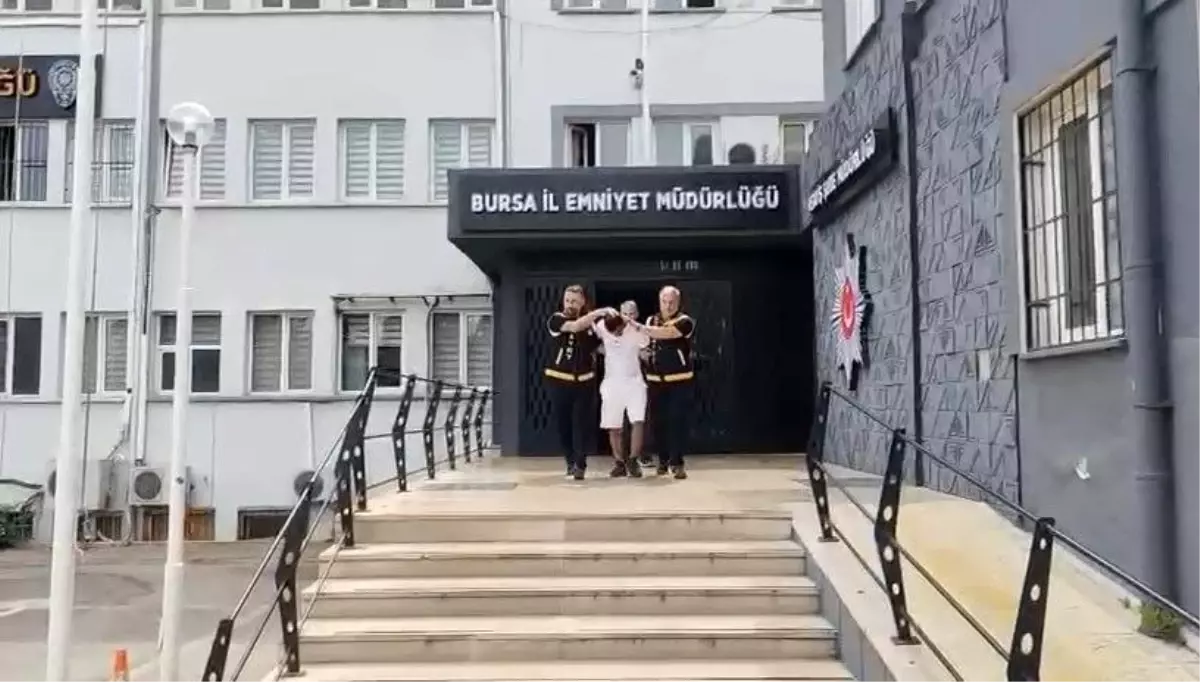 Cinayet: Koca, Eşini Bıçaqlayarak Öldürdü