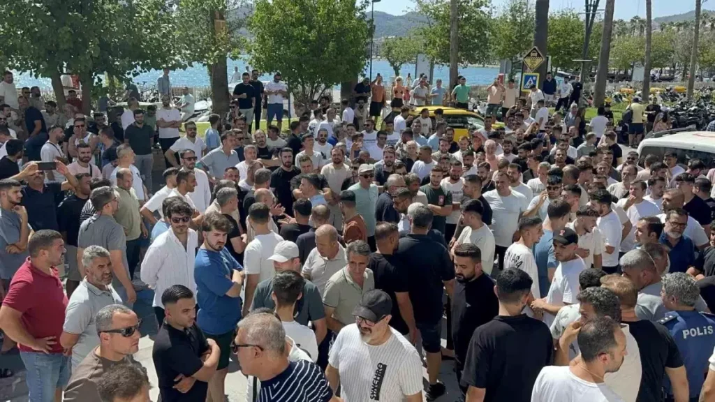 **Marmaris Esnafı Para Cezalarına Karşı Birleşti**