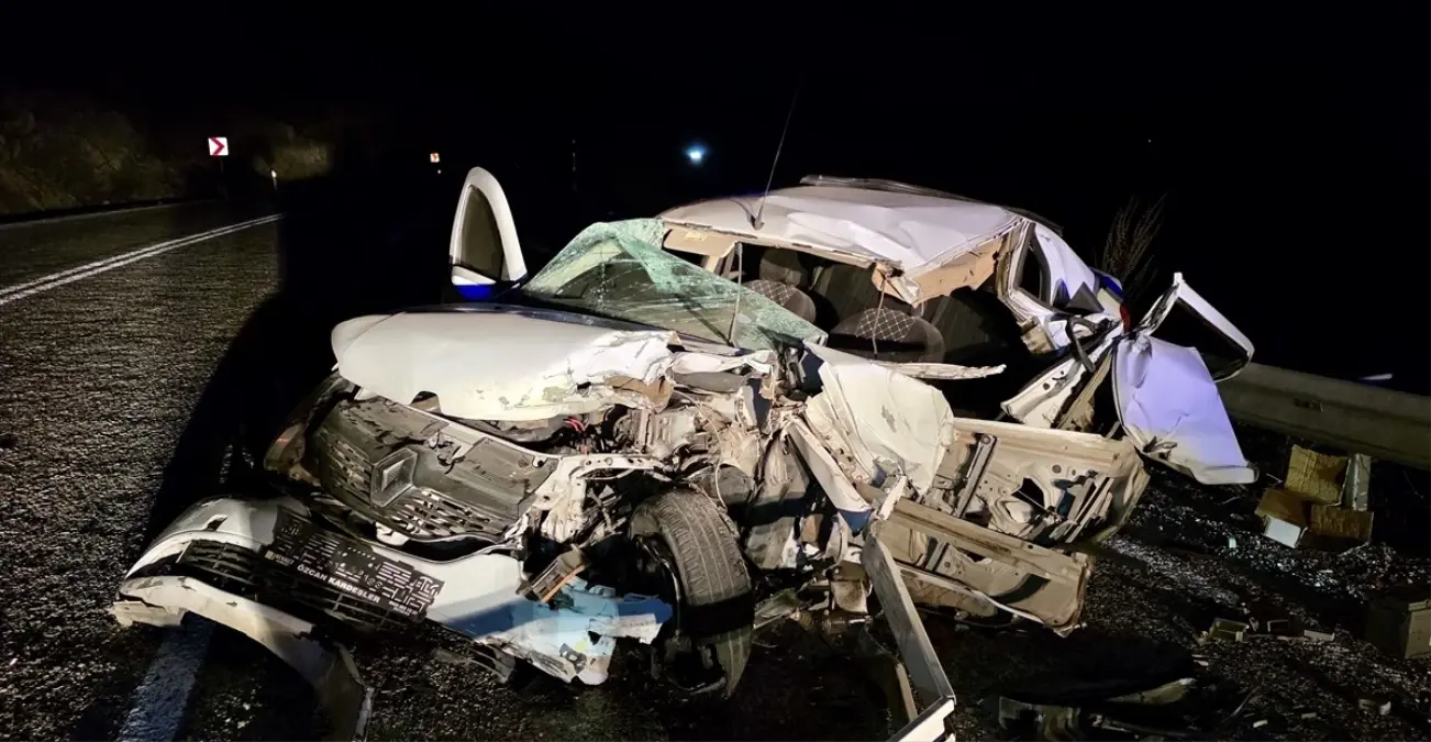 Muğla’da Tır ile Çarpışan Otomobilin Sürücüsü Hayatını Kaybetti