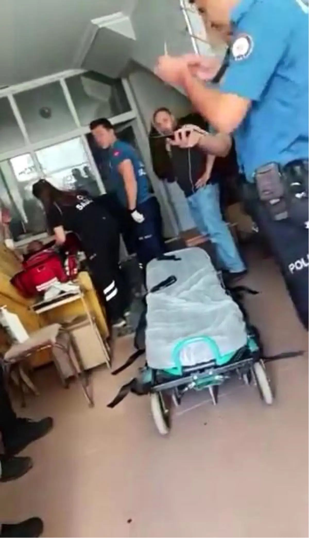 “Ev Sahibi Namus Sözleri Yüzünden Bıçaklandı”