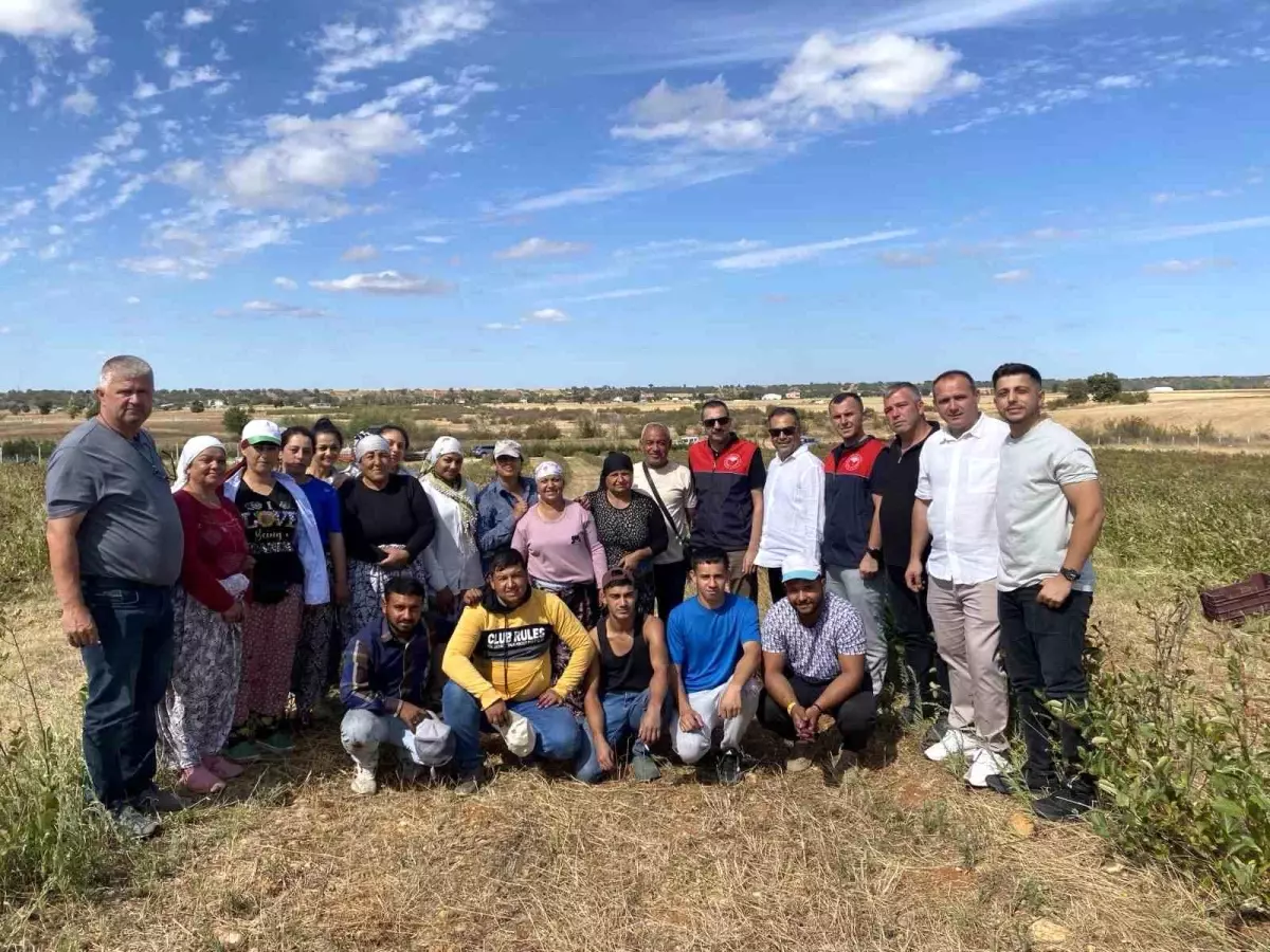**Kaymakam Özderin Köyleri Ziyaret Etti**