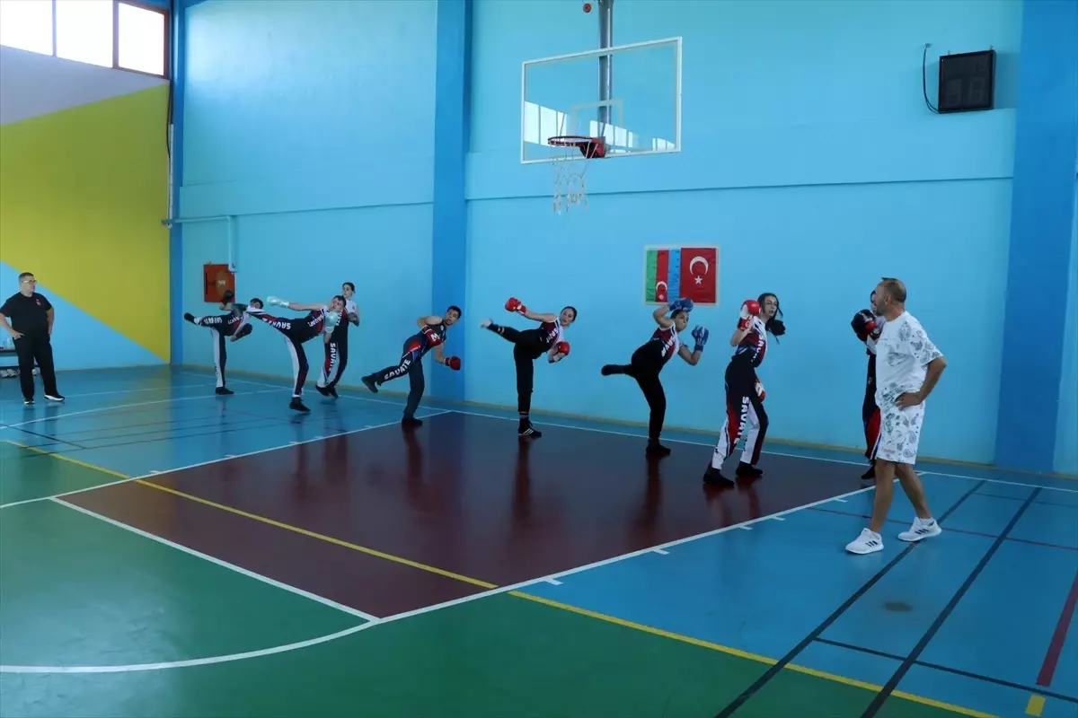 **Savate Milli Takımı Avrupa Şampiyonası İçin Hazırlanıyor**