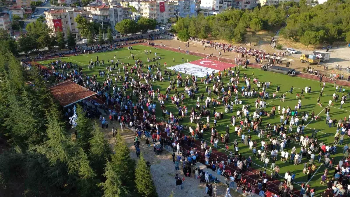 **SOLOTÜRK Demirci’yi büyüledi**