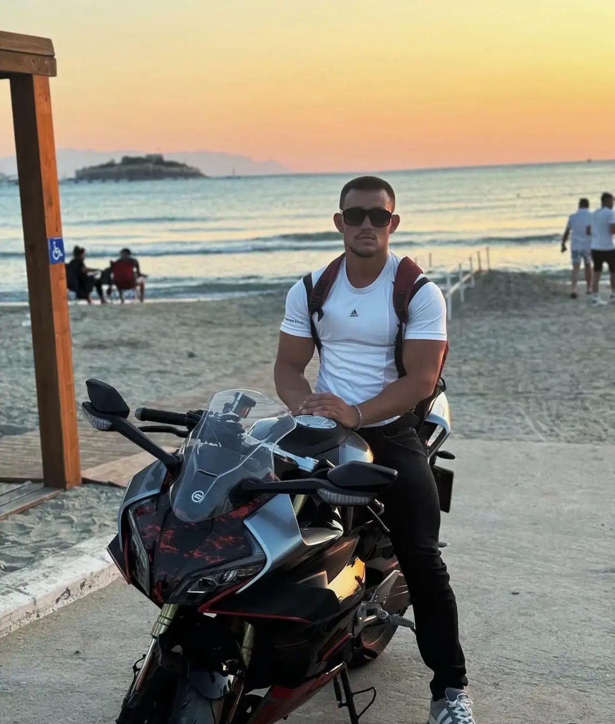 Traktörle Çarpışan Motosiklet Sürücüsü Hayatını Kaybetti