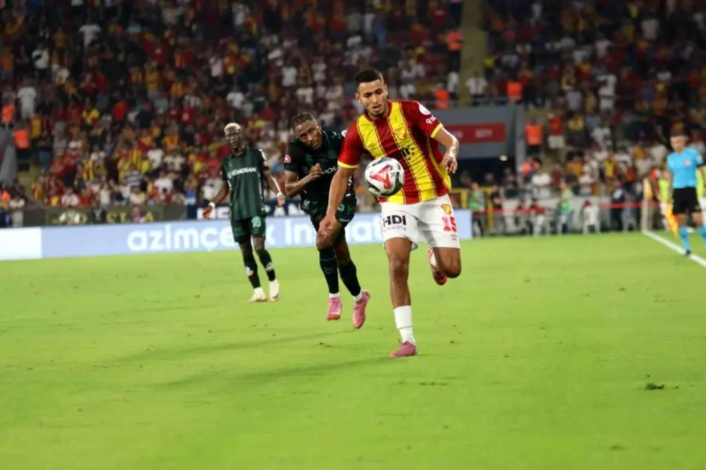 **Göztepe, Konyaspor ile Berabere Kaldı**
