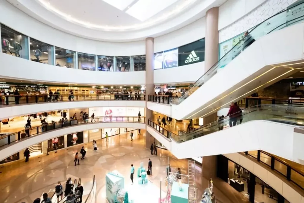 **Lüks AVM’nin 18 Yıllık Hayatı Sonlandı**