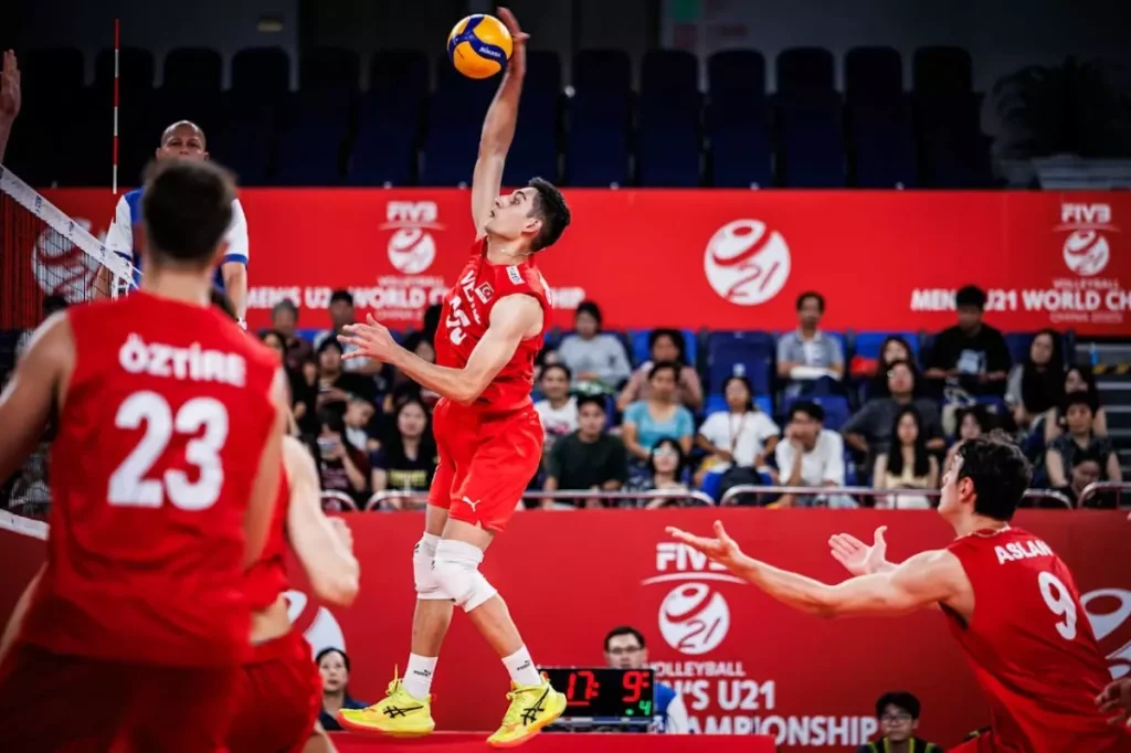 **Voleybol Milli Takımı Dünya Şampiyonası’nda Çekya’ya Mağlup Oldu**