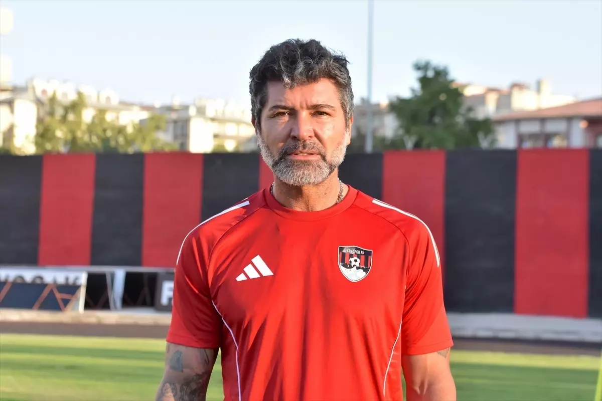 **Vanspor, 1. Lig’de Üst Sıralara Oynamayı Hedefliyor**