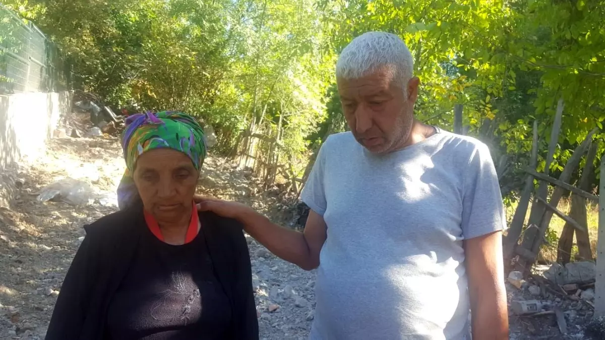 Zonguldak’ta 4 Kişilik Aile Sokakta