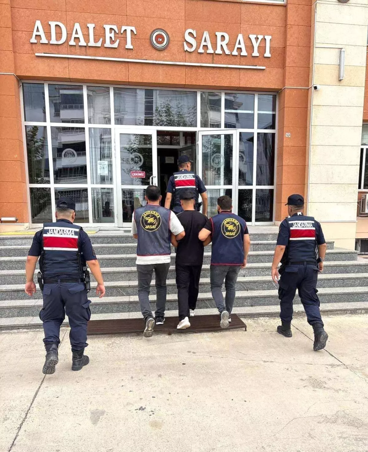 Tokat’ta 117 Yıl Hapis Cezası Bulunan Firari Yakalandı