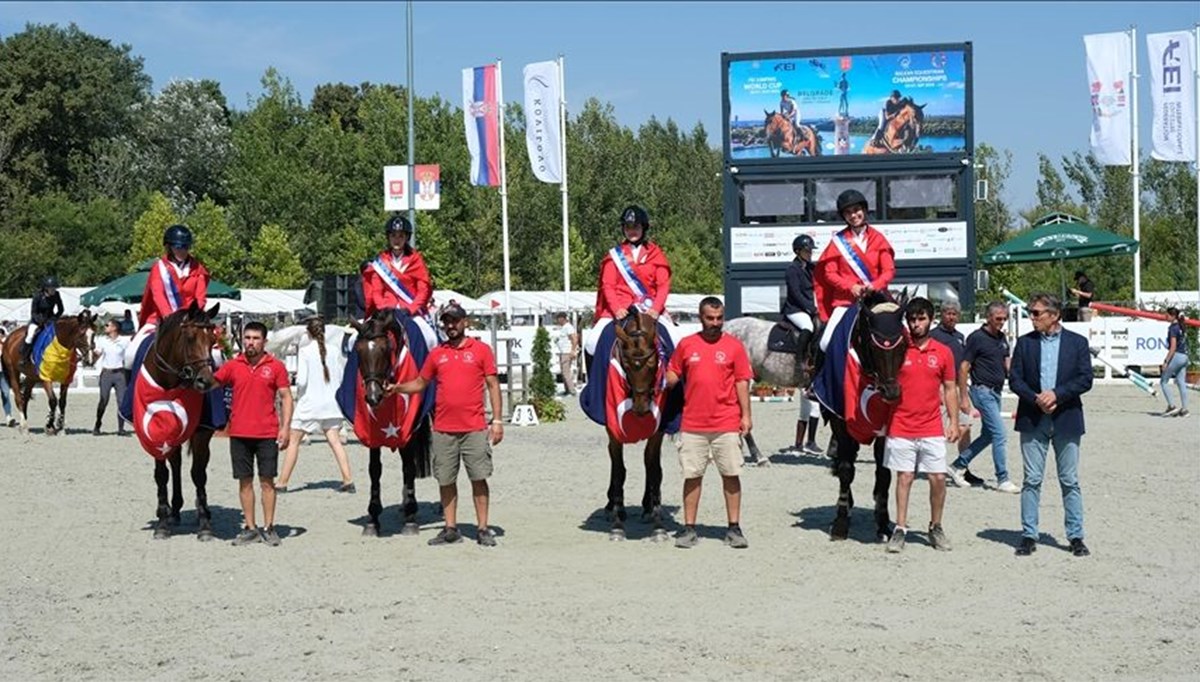 Engel Atlama Balkan Şampiyonası’na Türk biniciler damga vurdu
