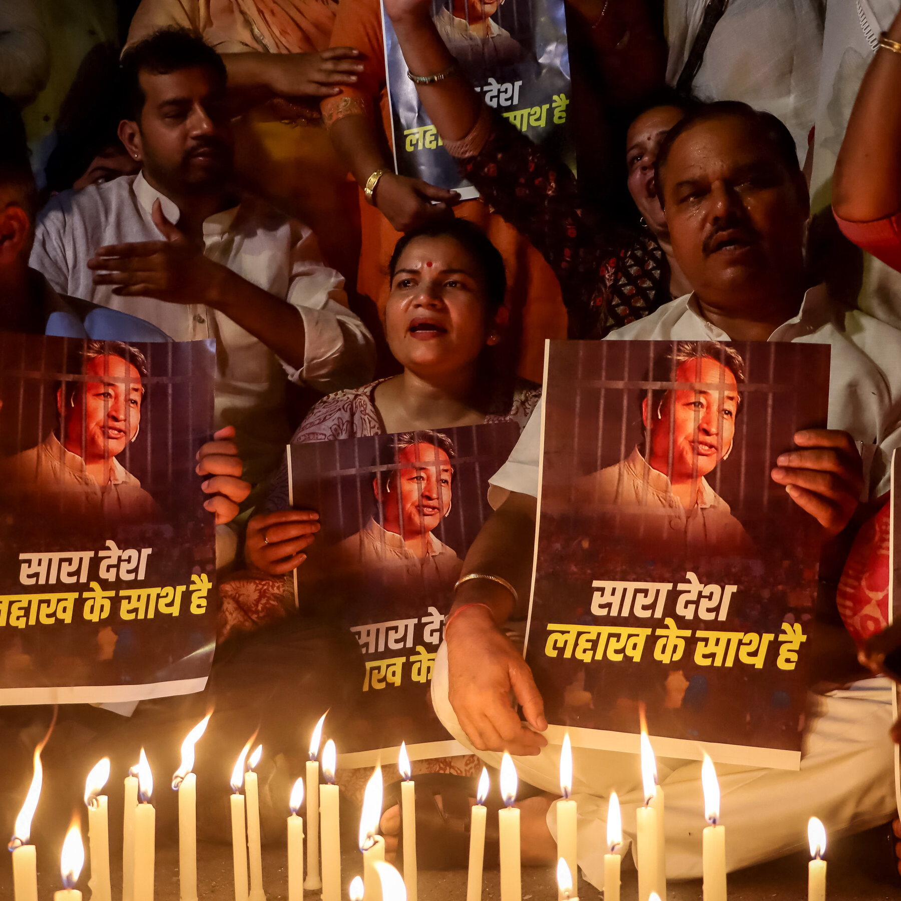 India Detains Popular Leader of Protest Movement