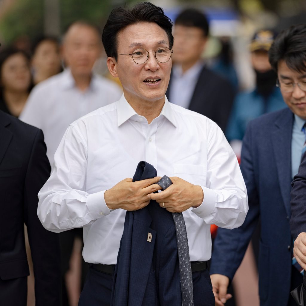 Fire at South Korean Government Building Causes Nationwide Outages