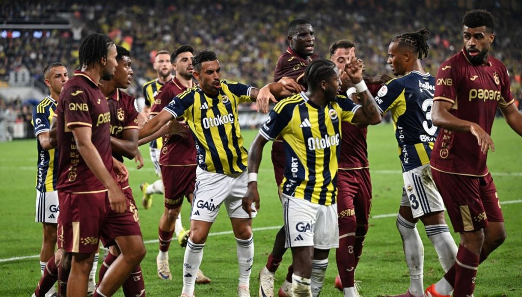Fenerbahçe’den zehir zemberek açıklama: “2011’i, Aykut Kocaman’ı unutamıyorlar”