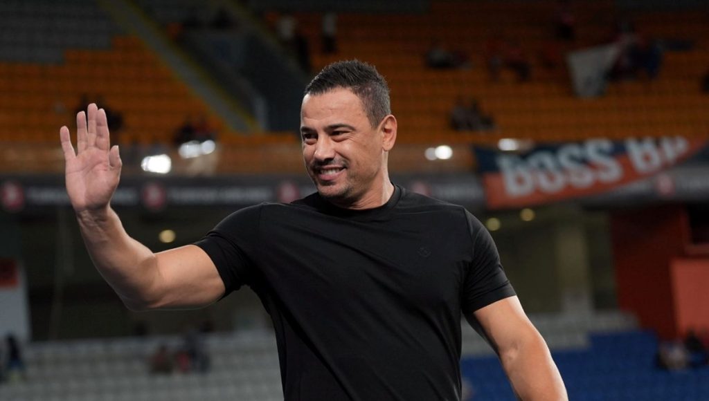 Çağdaş Atan, Başakşehir tarihine geçti