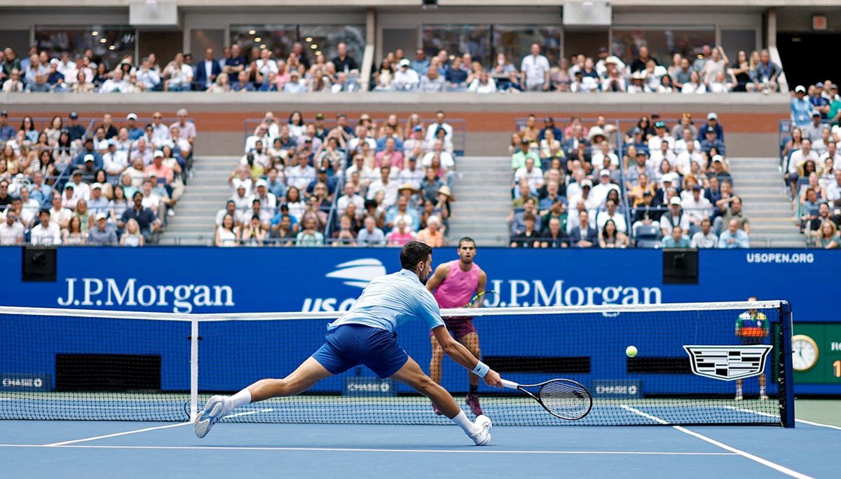 Alcaraz, ABD Açık’ta Djokovic’i eleyip finale kaldı