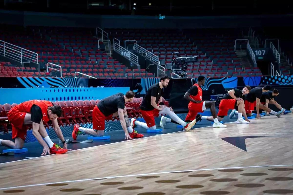 A Millî Basketbol Takımı Sırbistan Karşılaşmasına Hazırlanıyor