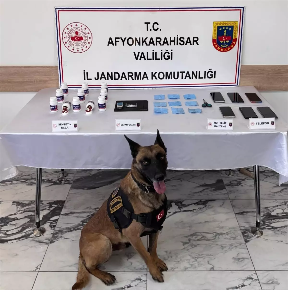 Uyuşturucu Operasyonunda 4 Şüpheli Tutuklandı