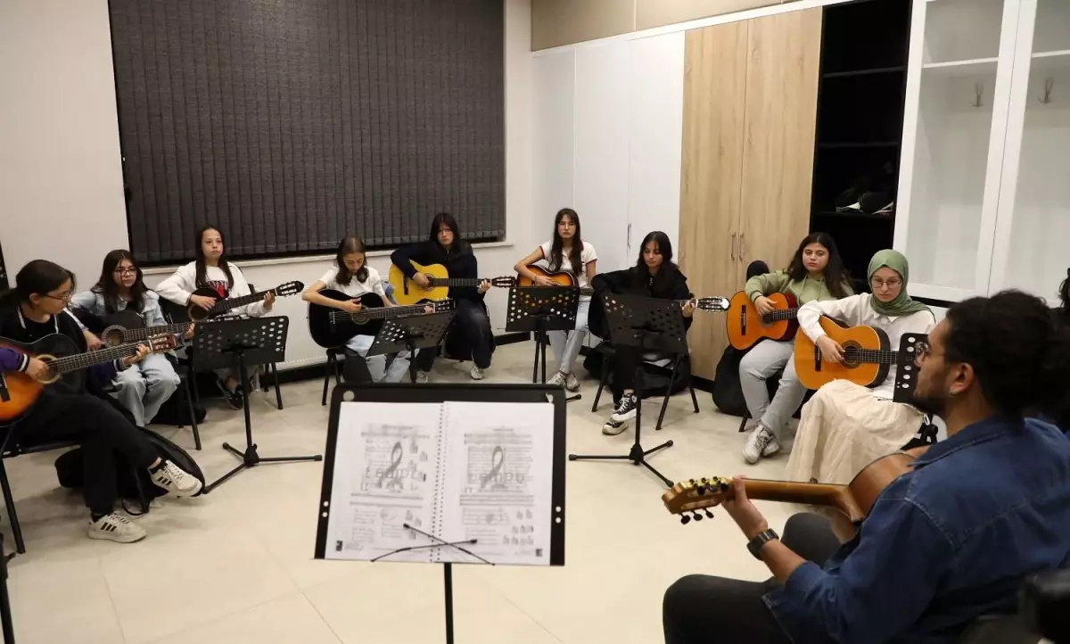 Gençlik Merkezi’nde Güz Dönemi Kayıtları Başladı