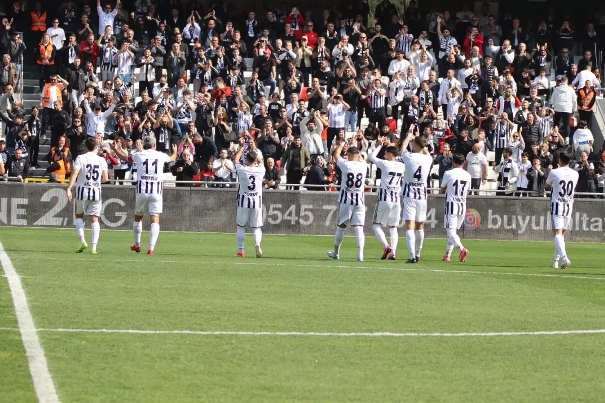 Altay’dan Eskişehirspor’a Plakalı Bilet Jestu