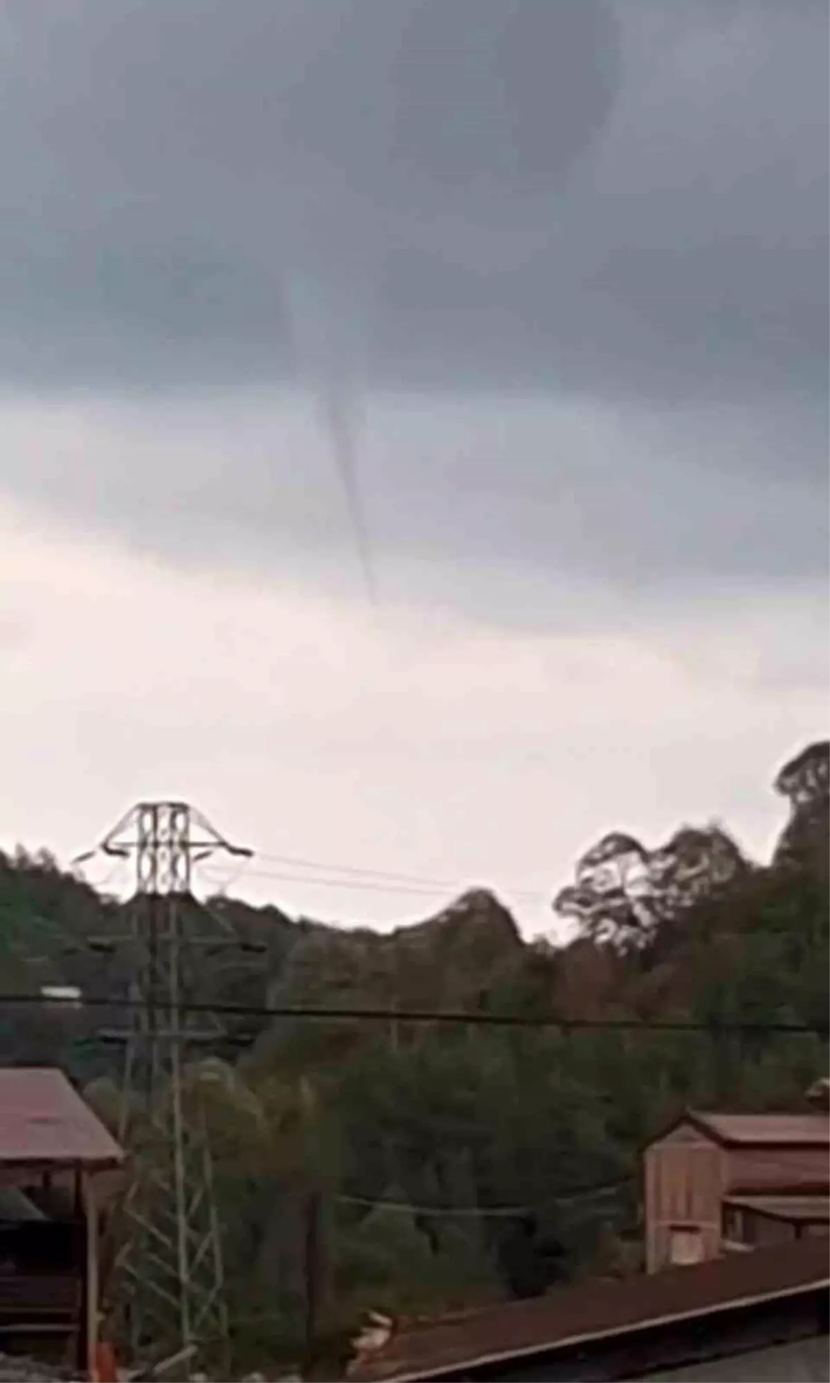 Amasra’da Hortum paniği: Doğa Olayı Kamerada!